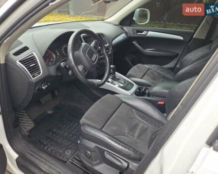 Белый Ауди Ку 5, объемом двигателя 1.97 л и пробегом 272 тыс. км за 9900 $, фото 12 на Automoto.ua