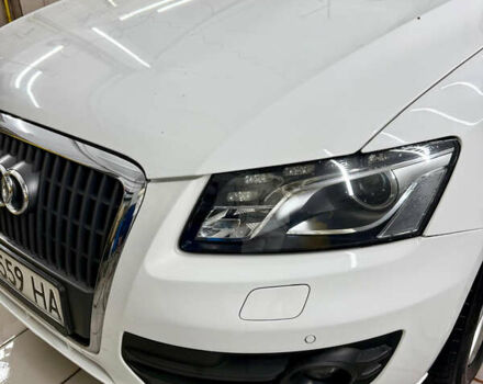 Белый Ауди Ку 5, объемом двигателя 2 л и пробегом 183 тыс. км за 17999 $, фото 15 на Automoto.ua