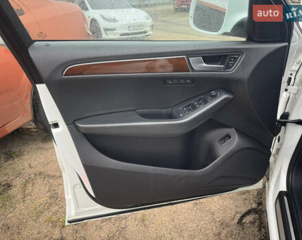 Белый Ауди Ку 5, объемом двигателя 1.98 л и пробегом 220 тыс. км за 7300 $, фото 39 на Automoto.ua