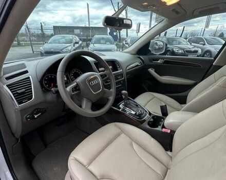 Ауди Ку 5 2011 в Буче на Automoto.ua Белый Ауди Ку 5, объемом двигателя 2 л и пробегом 222 тыс. км за 12950 $, фото 18 на Automoto.ua