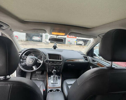 Белый Ауди Ку 5, объемом двигателя 1.98 л и пробегом 246 тыс. км за 11500 $, фото 9 на Automoto.ua