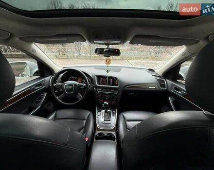 Белый Ауди Ку 5, объемом двигателя 1.98 л и пробегом 105 тыс. км за 13000 $, фото 13 на Automoto.ua