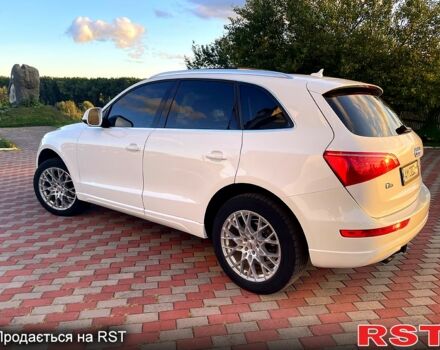 Білий Ауді Ку 5, об'ємом двигуна 2 л та пробігом 221 тис. км за 13500 $, фото 8 на Automoto.ua