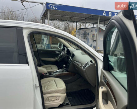 Белый Ауди Ку 5, объемом двигателя 1.98 л и пробегом 291 тыс. км за 10300 $, фото 32 на Automoto.ua