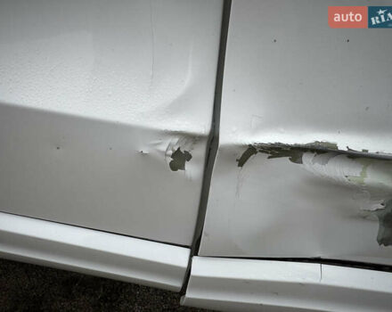 Белый Ауди Ку 5, объемом двигателя 1.98 л и пробегом 220 тыс. км за 7300 $, фото 48 на Automoto.ua