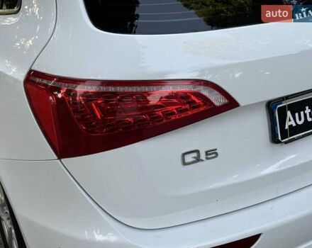 Білий Ауді Ку 5, об'ємом двигуна 2 л та пробігом 272 тис. км за 15480 $, фото 11 на Automoto.ua