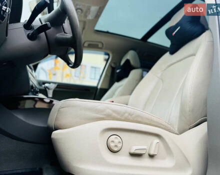 Белый Ауди Ку 5, объемом двигателя 1.98 л и пробегом 225 тыс. км за 12500 $, фото 16 на Automoto.ua