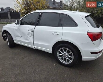 Белый Ауди Ку 5, объемом двигателя 1.97 л и пробегом 272 тыс. км за 9900 $, фото 10 на Automoto.ua