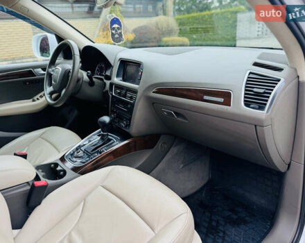 Белый Ауди Ку 5, объемом двигателя 1.98 л и пробегом 225 тыс. км за 12500 $, фото 20 на Automoto.ua