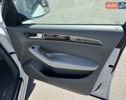 Белый Ауди Ку 5, объемом двигателя 1.98 л и пробегом 107 тыс. км за 15300 $, фото 20 на Automoto.ua