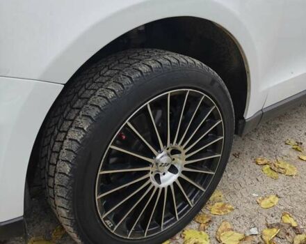 Белый Ауди Ку 5, объемом двигателя 2.97 л и пробегом 238 тыс. км за 14200 $, фото 3 на Automoto.ua