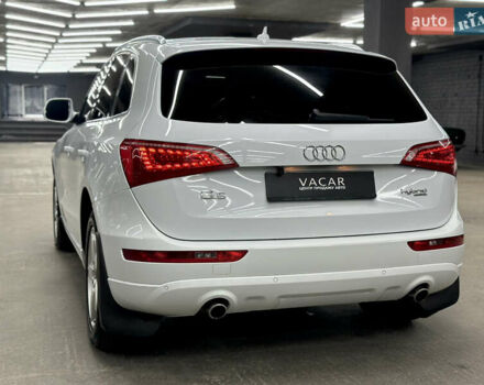 Белый Ауди Ку 5, объемом двигателя 1.98 л и пробегом 216 тыс. км за 13600 $, фото 4 на Automoto.ua