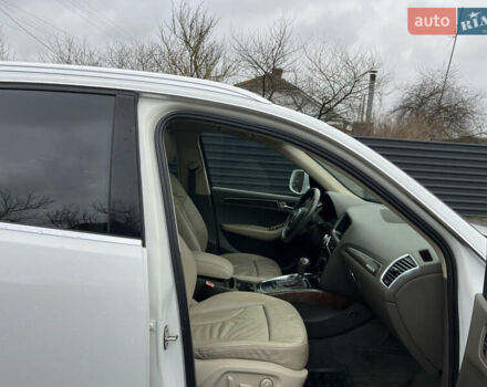 Білий Ауді Ку 5, об'ємом двигуна 2 л та пробігом 292 тис. км за 10100 $, фото 20 на Automoto.ua