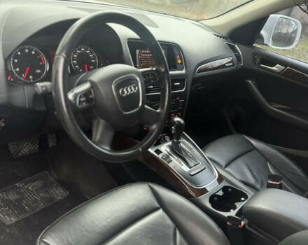 Белый Ауди Ку 5, объемом двигателя 1.98 л и пробегом 215 тыс. км за 11400 $, фото 6 на Automoto.ua