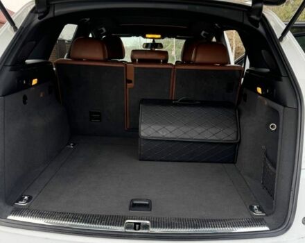 Белый Ауди Ку 5, объемом двигателя 2 л и пробегом 264 тыс. км за 12500 $, фото 6 на Automoto.ua