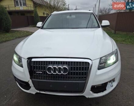 Белый Ауди Ку 5, объемом двигателя 1.97 л и пробегом 272 тыс. км за 9900 $, фото 4 на Automoto.ua