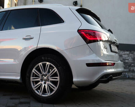 Белый Ауди Ку 5, объемом двигателя 1.97 л и пробегом 200 тыс. км за 16500 $, фото 4 на Automoto.ua