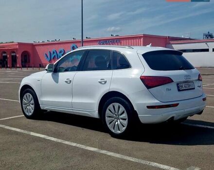 Белый Ауди Ку 5, объемом двигателя 1.98 л и пробегом 237 тыс. км за 18000 $, фото 8 на Automoto.ua