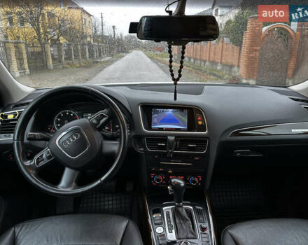 Белый Ауди Ку 5, объемом двигателя 1.98 л и пробегом 211 тыс. км за 14500 $, фото 7 на Automoto.ua