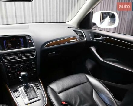 Белый Ауди Ку 5, объемом двигателя 1.97 л и пробегом 137 тыс. км за 18000 $, фото 14 на Automoto.ua