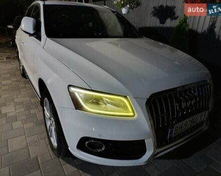 Білий Ауді Ку 5, об'ємом двигуна 2 л та пробігом 210 тис. км за 15500 $, фото 32 на Automoto.ua