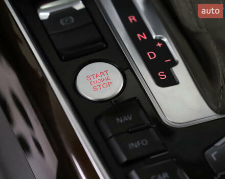 Білий Ауді Ку 5, об'ємом двигуна 2 л та пробігом 179 тис. км за 14900 $, фото 87 на Automoto.ua