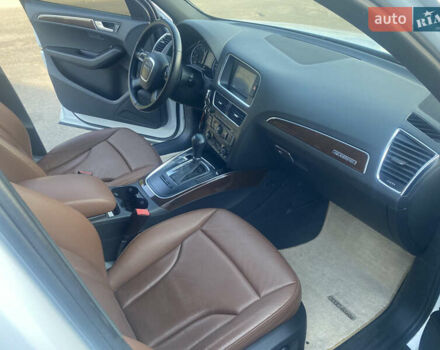 Белый Ауди Ку 5, объемом двигателя 1.98 л и пробегом 150 тыс. км за 13700 $, фото 18 на Automoto.ua