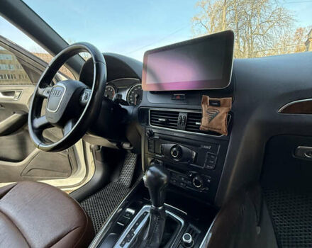 Белый Ауди Ку 5, объемом двигателя 1.98 л и пробегом 269 тыс. км за 15000 $, фото 28 на Automoto.ua