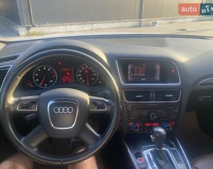 Белый Ауди Ку 5, объемом двигателя 1.98 л и пробегом 150 тыс. км за 13600 $, фото 15 на Automoto.ua