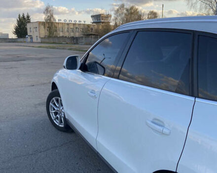 Белый Ауди Ку 5, объемом двигателя 2 л и пробегом 125 тыс. км за 17000 $, фото 9 на Automoto.ua