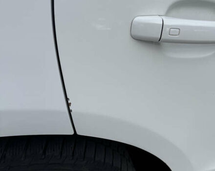 Белый Ауди Ку 5, объемом двигателя 1.97 л и пробегом 375 тыс. км за 14500 $, фото 12 на Automoto.ua