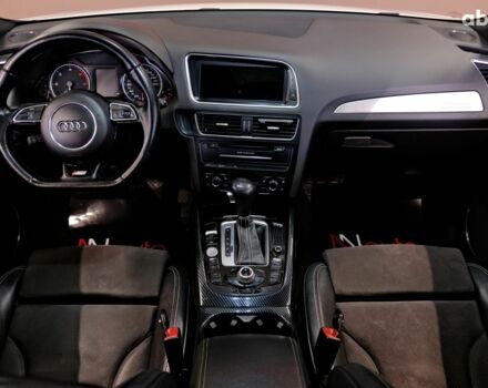 Білий Ауді Ку 5, об'ємом двигуна 2 л та пробігом 265 тис. км за 19500 $, фото 6 на Automoto.ua