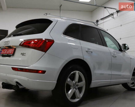 Білий Ауді Ку 5, об'ємом двигуна 2 л та пробігом 179 тис. км за 14900 $, фото 7 на Automoto.ua