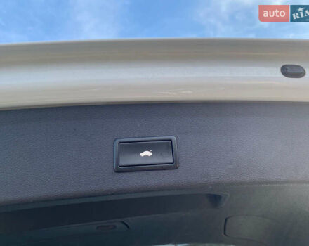 Белый Ауди Ку 5, объемом двигателя 3 л и пробегом 280 тыс. км за 16500 $, фото 25 на Automoto.ua