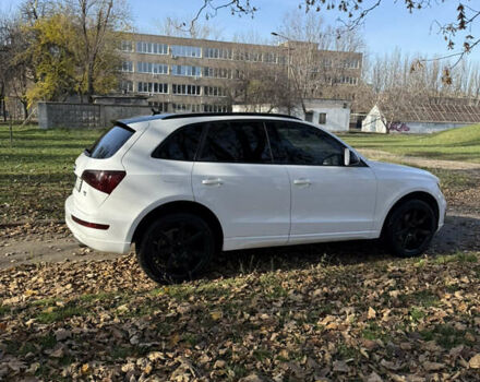 Белый Ауди Ку 5, объемом двигателя 1.98 л и пробегом 269 тыс. км за 15000 $, фото 7 на Automoto.ua