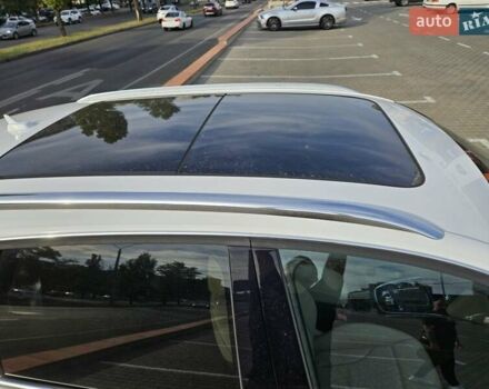 Белый Ауди Ку 5, объемом двигателя 1.98 л и пробегом 257 тыс. км за 14500 $, фото 14 на Automoto.ua