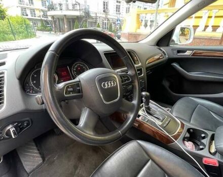 Белый Ауди Ку 5, объемом двигателя 1.98 л и пробегом 137 тыс. км за 18800 $, фото 12 на Automoto.ua