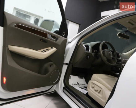 Білий Ауді Ку 5, об'ємом двигуна 2 л та пробігом 179 тис. км за 14900 $, фото 64 на Automoto.ua