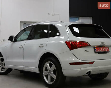 Білий Ауді Ку 5, об'ємом двигуна 2 л та пробігом 179 тис. км за 14900 $, фото 6 на Automoto.ua