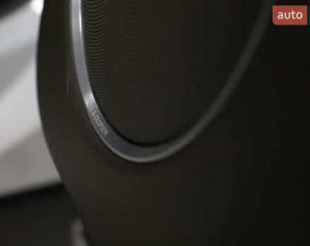 Білий Ауді Ку 5, об'ємом двигуна 2 л та пробігом 179 тис. км за 14900 $, фото 113 на Automoto.ua