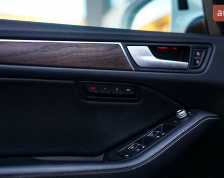 Белый Ауди Ку 5, объемом двигателя 1.97 л и пробегом 200 тыс. км за 16500 $, фото 12 на Automoto.ua