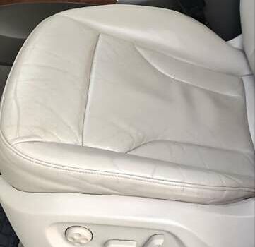 Білий Ауді Ку 5, об'ємом двигуна 1.98 л та пробігом 190 тис. км за 12400 $, фото 14 на Automoto.ua