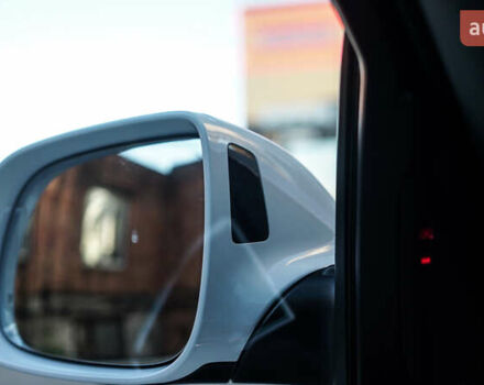 Белый Ауди Ку 5, объемом двигателя 1.97 л и пробегом 200 тыс. км за 16500 $, фото 14 на Automoto.ua