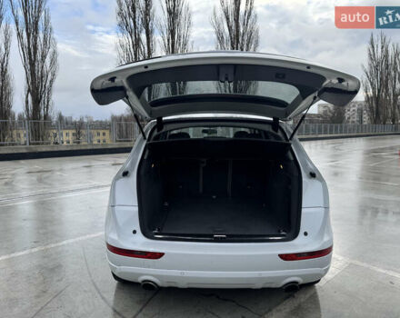 Белый Ауди Ку 5, объемом двигателя 1.98 л и пробегом 236 тыс. км за 12990 $, фото 11 на Automoto.ua