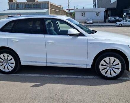 Белый Ауди Ку 5, объемом двигателя 1.98 л и пробегом 237 тыс. км за 18000 $, фото 7 на Automoto.ua