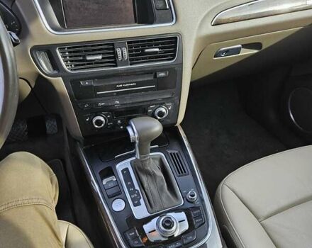 Белый Ауди Ку 5, объемом двигателя 1.98 л и пробегом 257 тыс. км за 14500 $, фото 23 на Automoto.ua