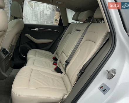 Белый Ауди Ку 5, объемом двигателя 2 л и пробегом 170 тыс. км за 12999 $, фото 28 на Automoto.ua