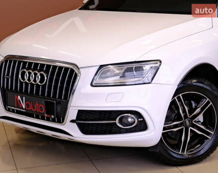 Білий Ауді Ку 5, об'ємом двигуна 2 л та пробігом 265 тис. км за 19500 $, фото 10 на Automoto.ua
