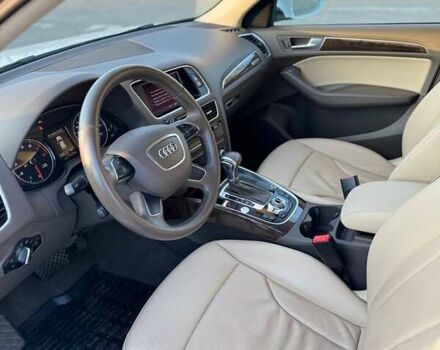 Белый Ауди Ку 5, объемом двигателя 1.98 л и пробегом 120 тыс. км за 16200 $, фото 6 на Automoto.ua
