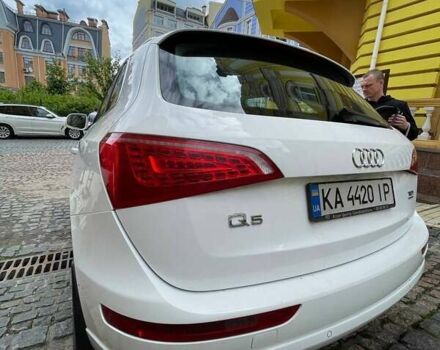 Белый Ауди Ку 5, объемом двигателя 1.98 л и пробегом 137 тыс. км за 18800 $, фото 5 на Automoto.ua